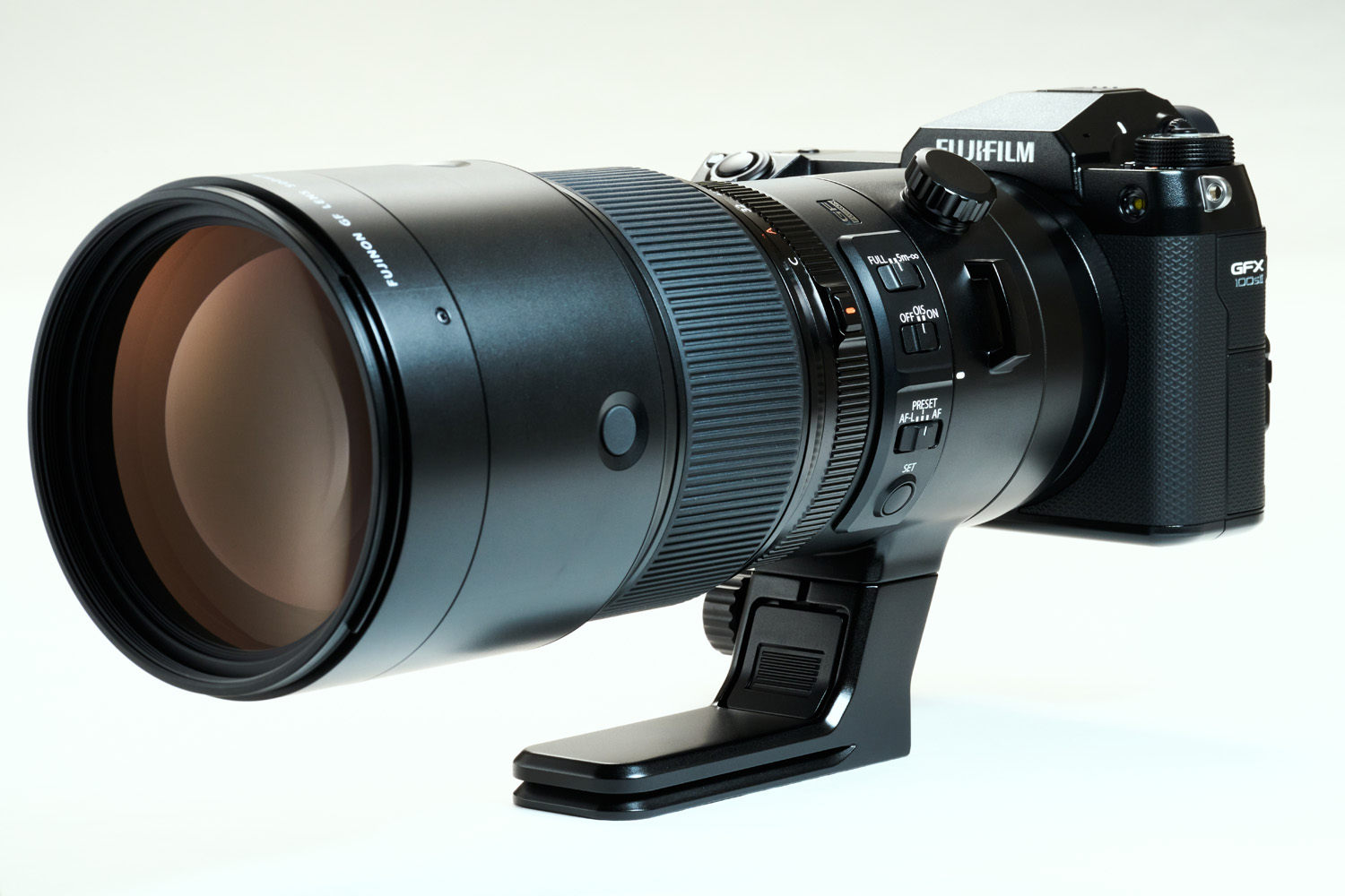 Product shot of Fujinon GF500mm f/5.6 lens on white background